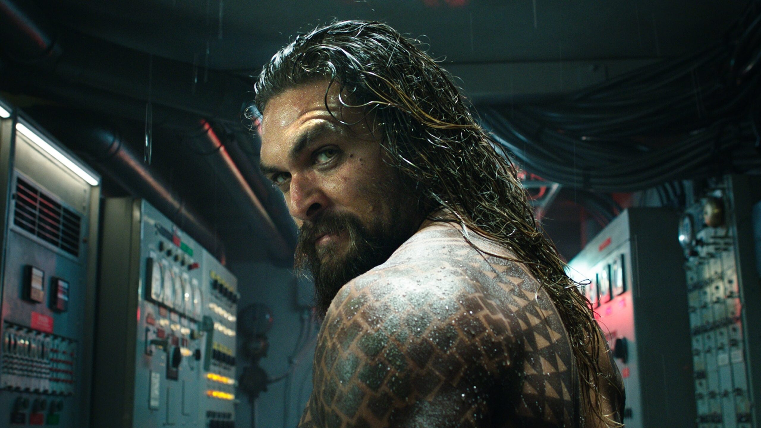 Warner Bros. makes murder mystery with Jason Momoa